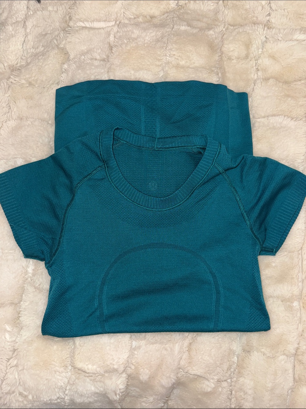 lululemon athletica Teal Short Sleeve Top